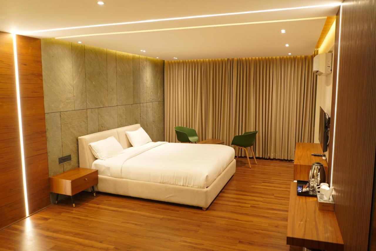 Hotel Bekal International Kāsaragod Kültér fotó