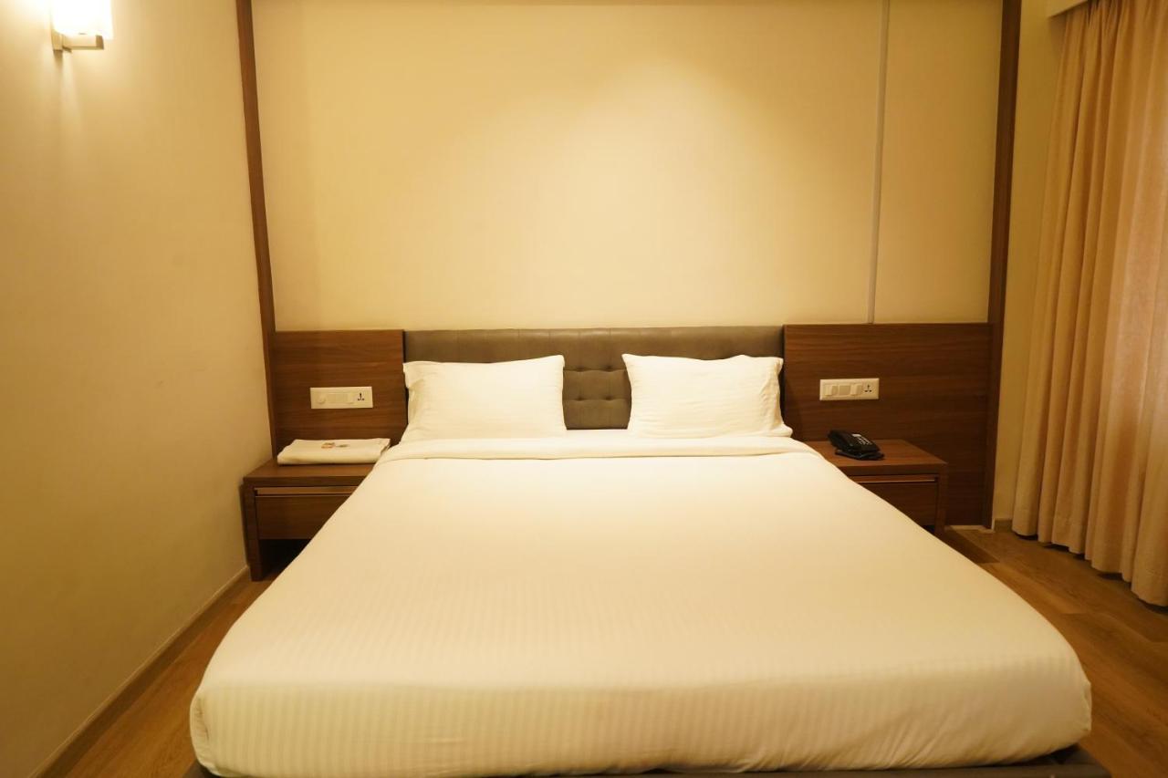 Hotel Bekal International Kāsaragod Kültér fotó